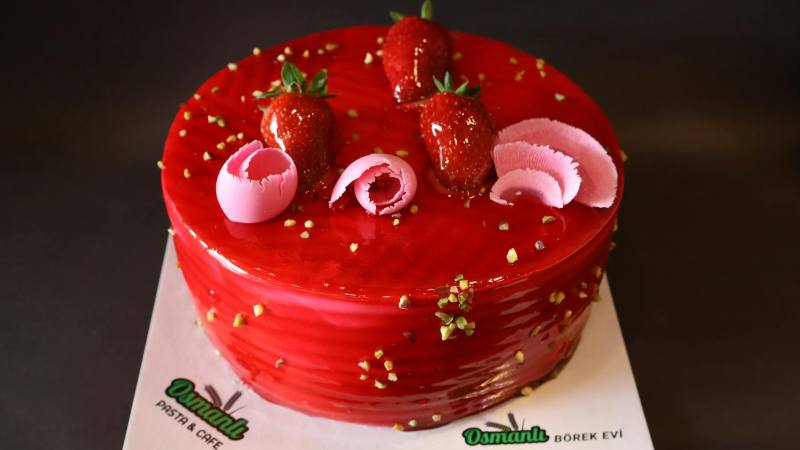 J’ai refait le gâteau de Pâques de ma grand mère : chocolat noir, praliné, zéro stress