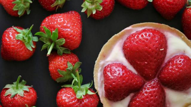 Ma tarte aux fraises parfumée à la fleur d'oranger a conquis toute ma famille